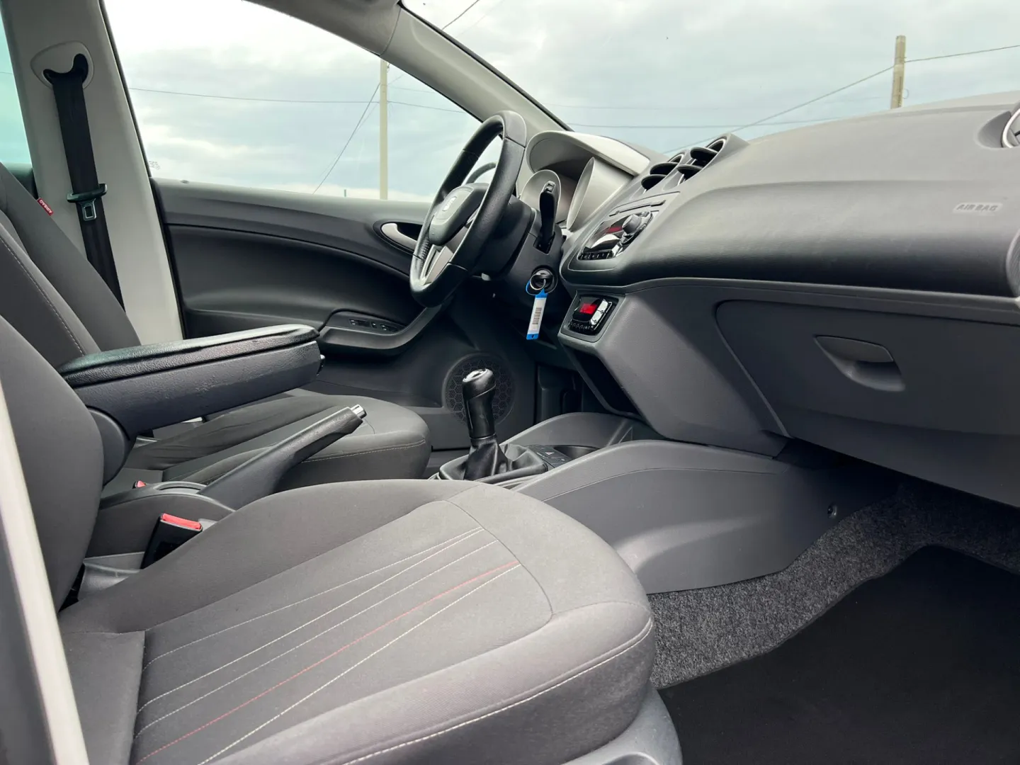 Cumpara/ Vinde online Seat Ibiza 1.2 TDI Style 2011 SH, la cel mai bun pret pentru tine!