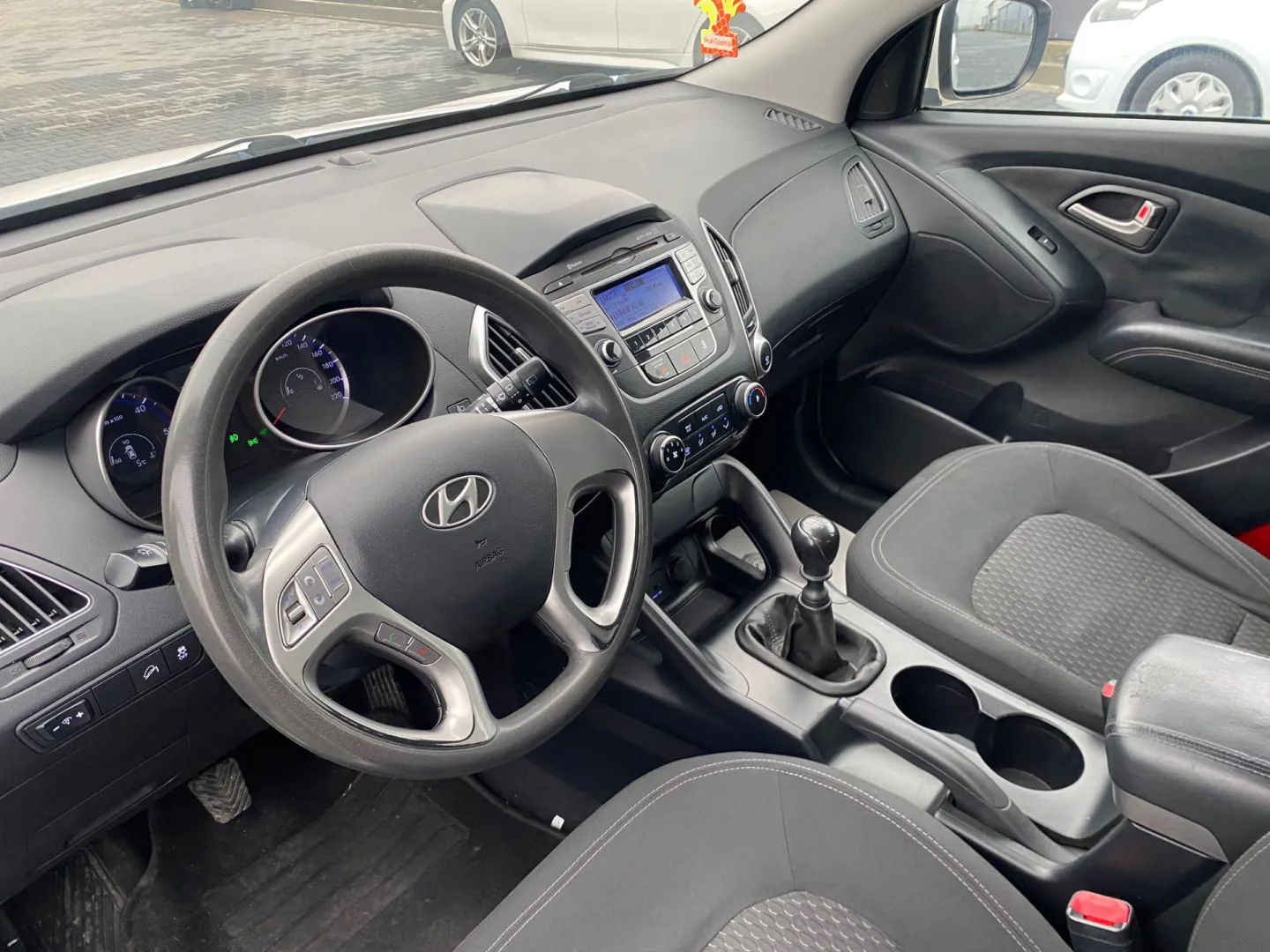 Cumpara/ Vinde online Hyundai iX35 2.0 CRDI Classci 2WD 2011 SH, la cel mai bun pret pentru tine!