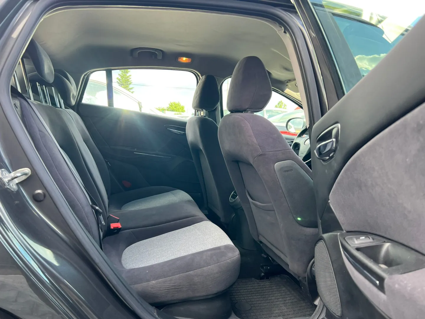 Cumpara/ Vinde online Fiat Bravo 1.6 JTDM 2012 SH, la cel mai bun pret pentru tine!