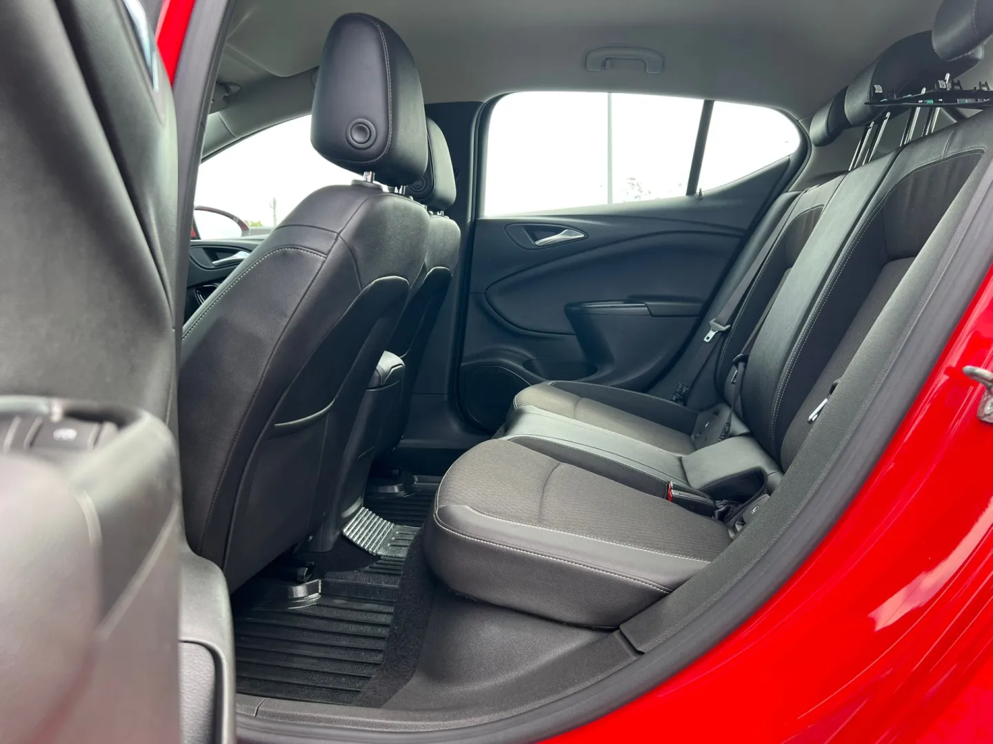 Cumpara/ Vinde online Opel Astra 2016 SH, la cel mai bun pret pentru tine!