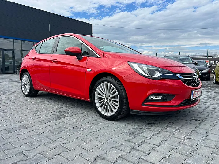 Cumpără / Vinde Opel Astra 2016 SH, la cel mai bun pret pentru tine!