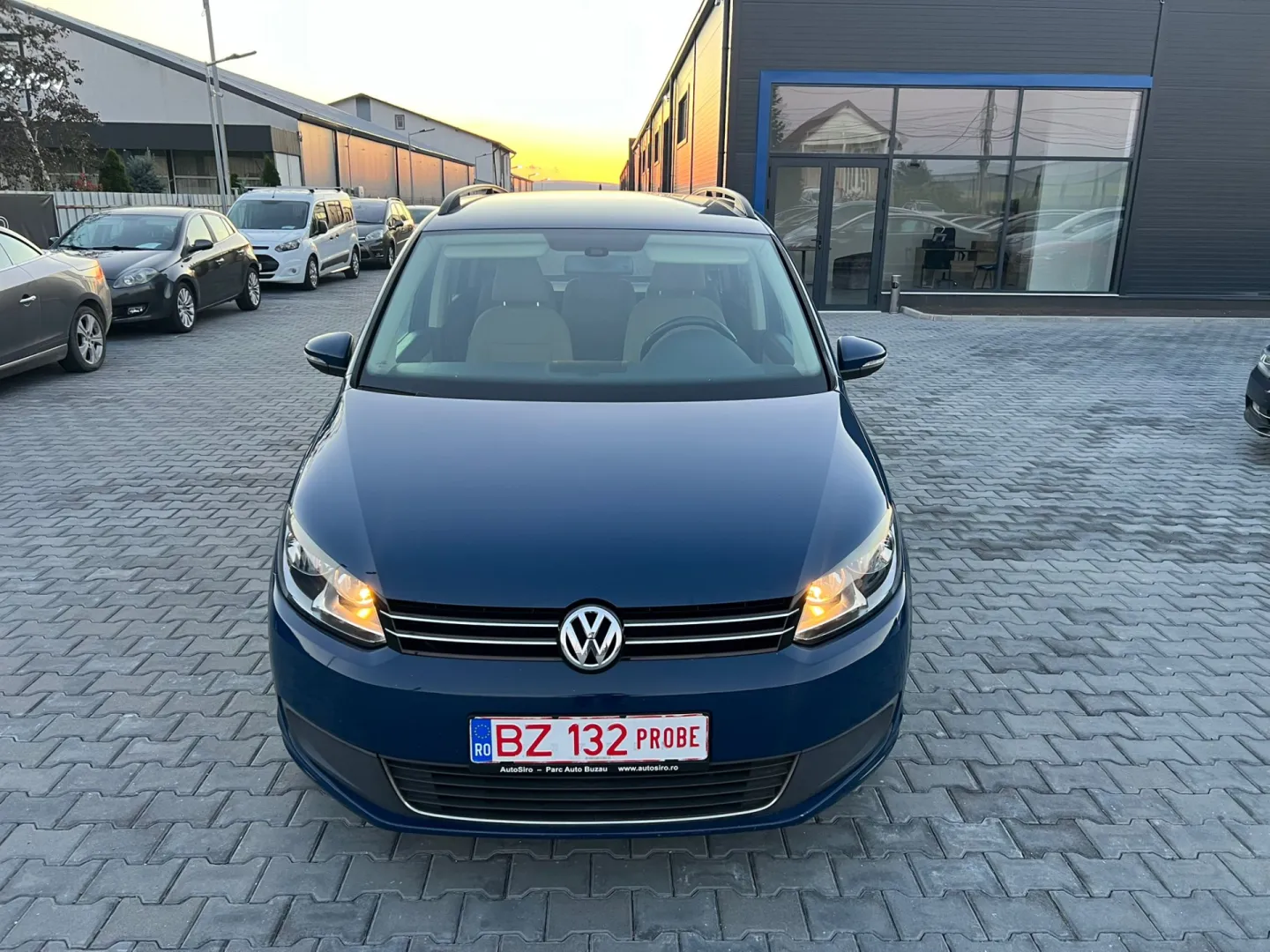 Cumpara/ Vinde online Volkswagen Touran 2012 SH, la cel mai bun pret pentru tine!