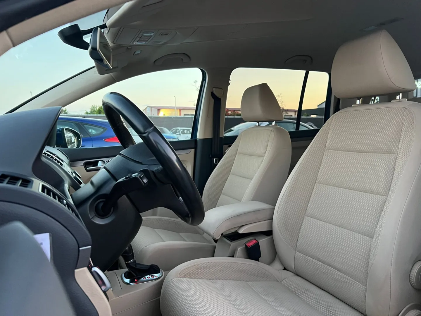 Cumpara/ Vinde online Volkswagen Touran 2012 SH, la cel mai bun pret pentru tine!