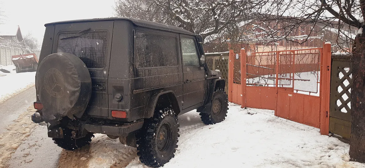 Cumpără / Vinde Mercedes-Benz G 300 1987 SH, la cel mai bun pret pentru tine!