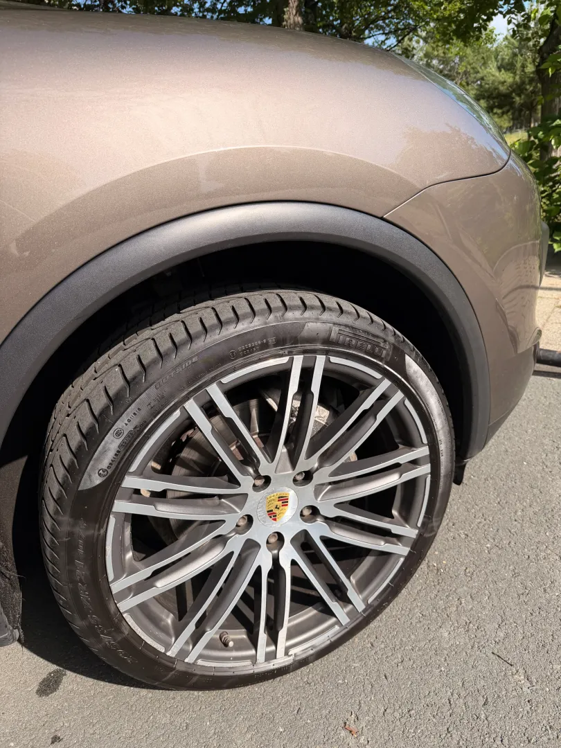 Cumpara/ Vinde online Porsche Cayenne 2015 SH, la cel mai bun pret pentru tine!