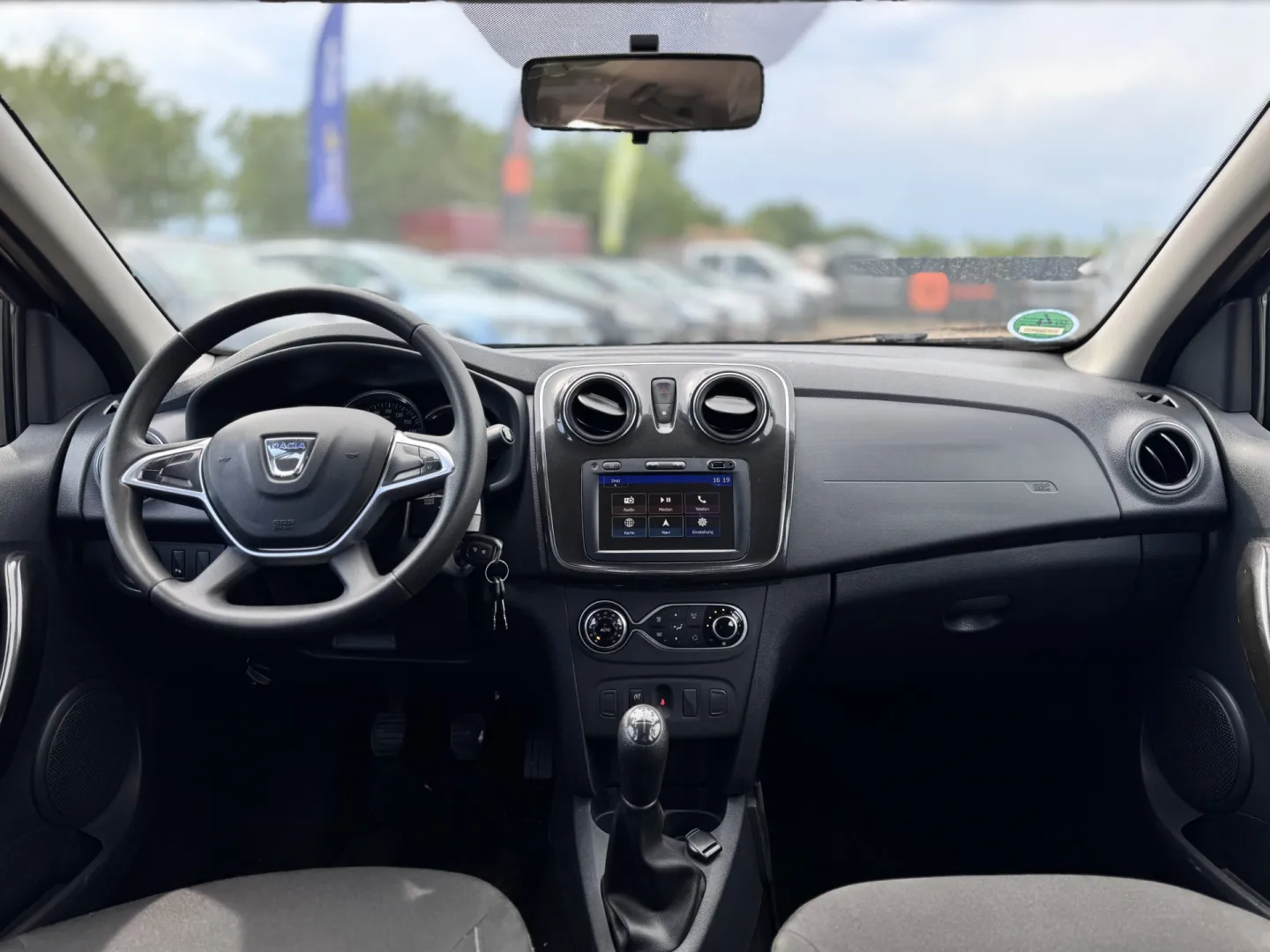 Cumpara/ Vinde online Dacia Logan 2019 SH, la cel mai bun pret pentru tine!