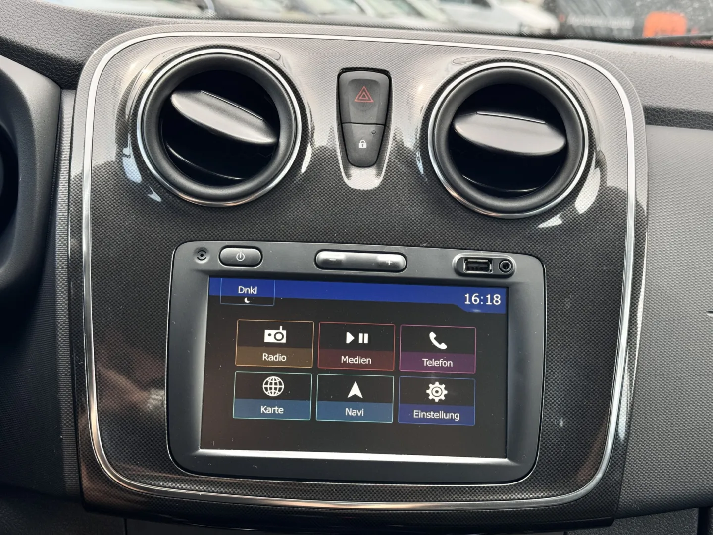 Cumpara/ Vinde online Dacia Logan 2019 SH, la cel mai bun pret pentru tine!