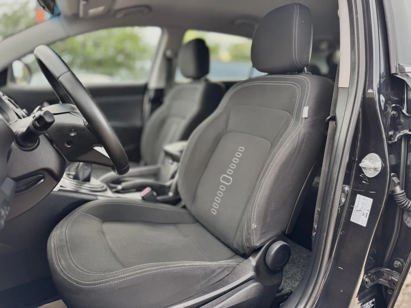 Cumpara/ Vinde online Kia Sportage 2012 SH, la cel mai bun pret pentru tine!