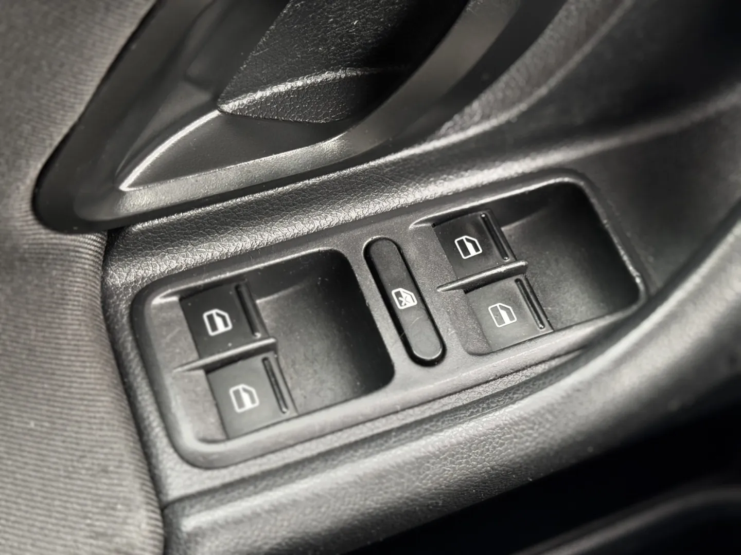 Cumpara/ Vinde online Skoda Fabia 2011 SH, la cel mai bun pret pentru tine!