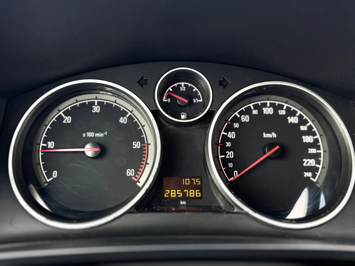 Cumpara/ Vinde online Opel Zafira 2006 SH, la cel mai bun pret pentru tine!
