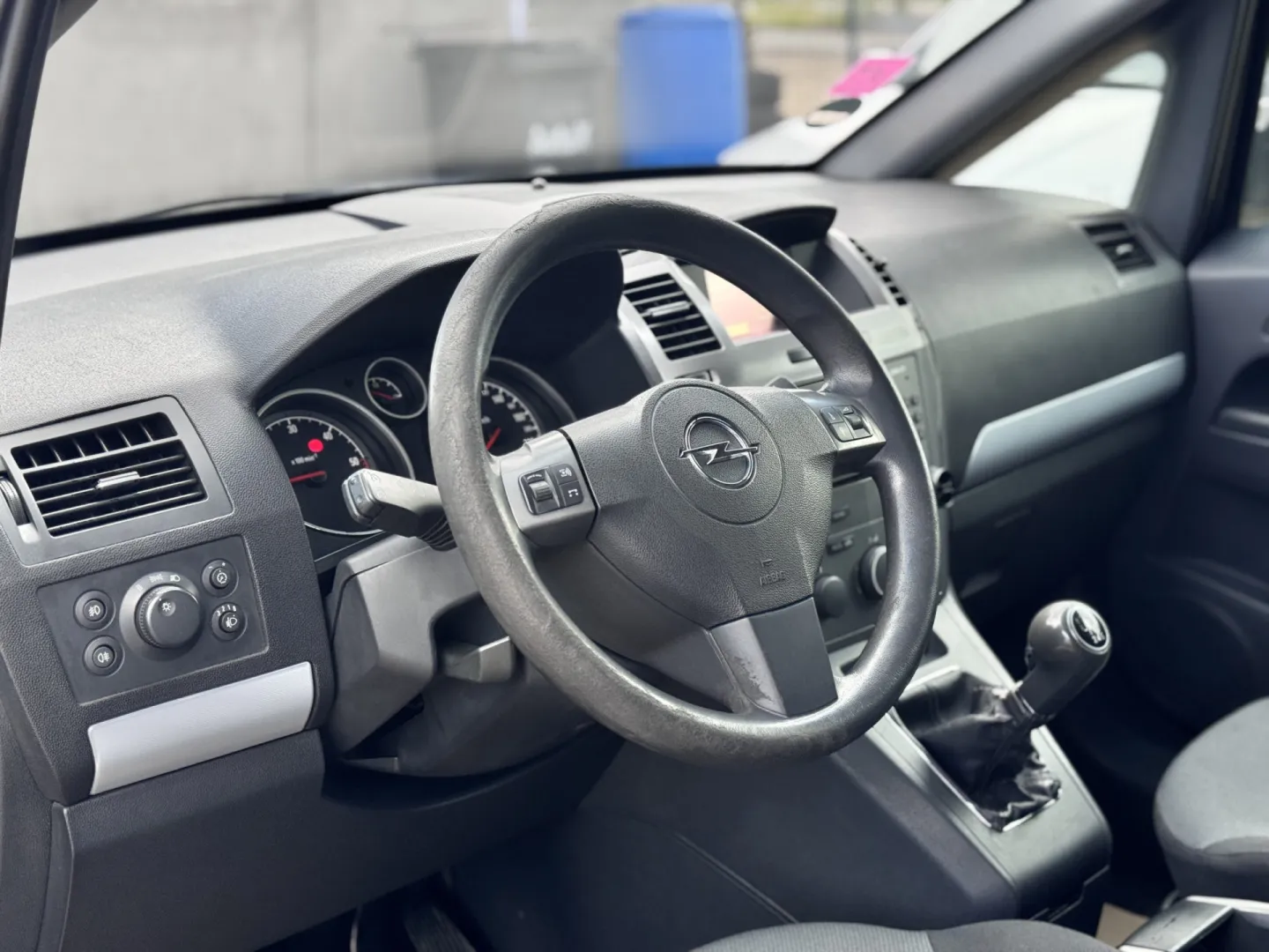 Cumpara/ Vinde online Opel Zafira 2006 SH, la cel mai bun pret pentru tine!