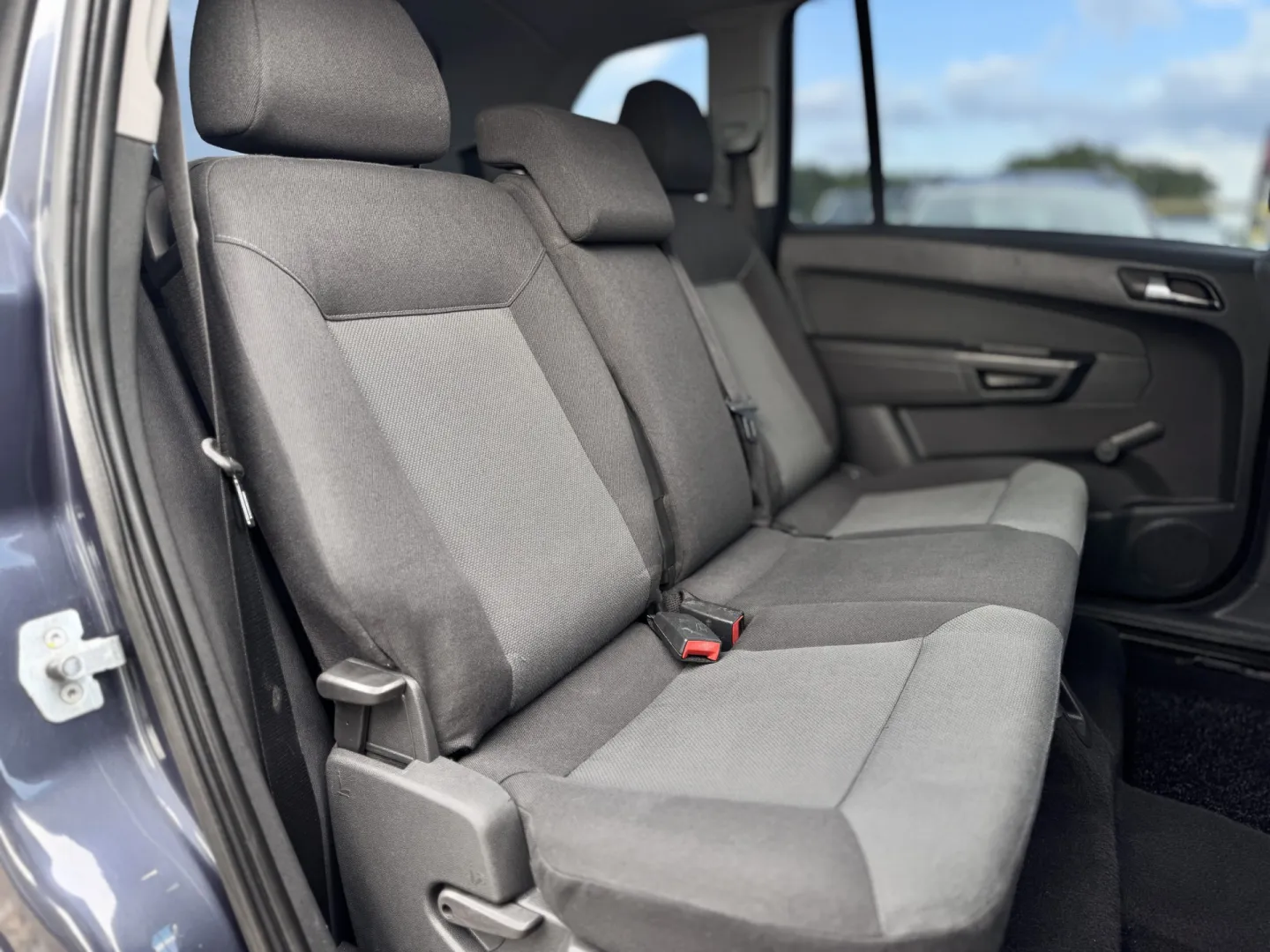 Cumpara/ Vinde online Opel Zafira 2006 SH, la cel mai bun pret pentru tine!