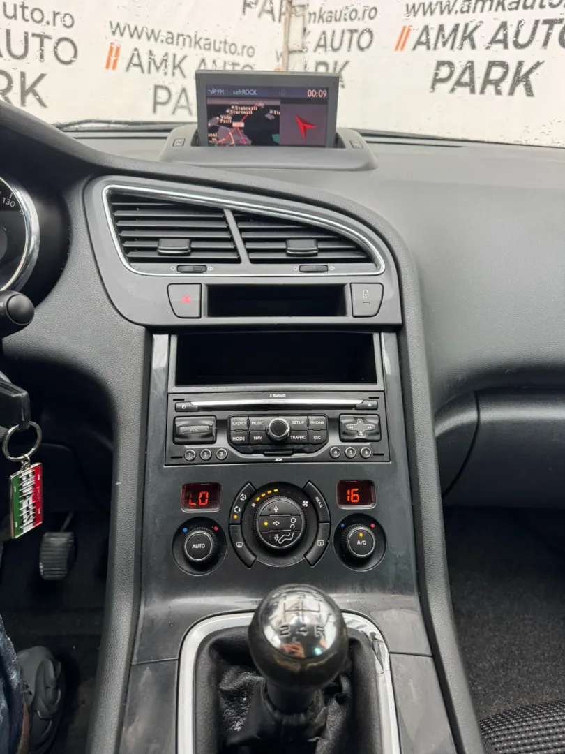 Cumpara/ Vinde online Peugeot 5008 2010 SH, la cel mai bun pret pentru tine!