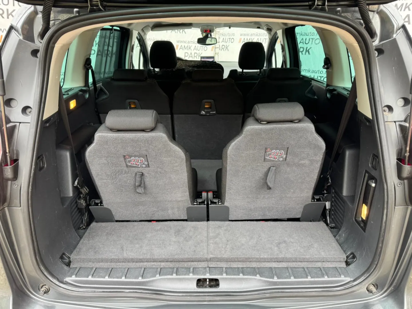 Cumpara/ Vinde online Peugeot 5008 2010 SH, la cel mai bun pret pentru tine!