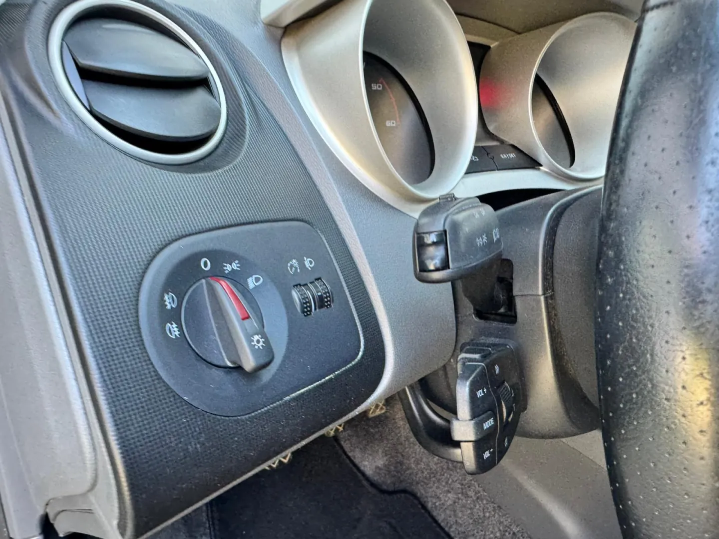 Cumpara/ Vinde online Seat Ibiza 2011 SH, la cel mai bun pret pentru tine!