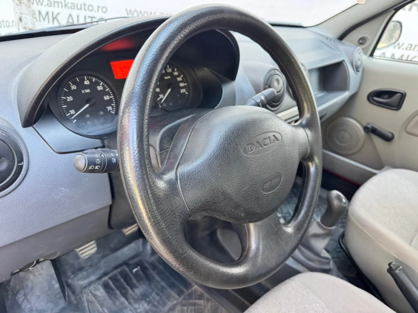 Cumpara/ Vinde online Dacia Logan 2006 SH, la cel mai bun pret pentru tine!