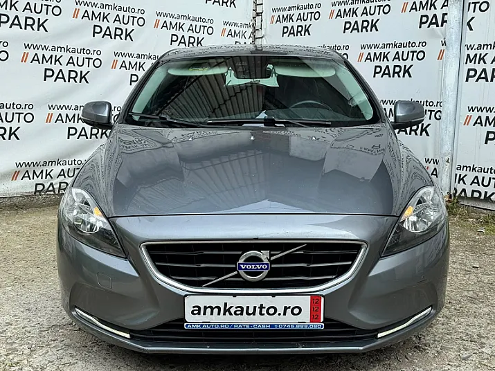 Cumpără / Vinde Volvo V40 2016 SH, la cel mai bun pret pentru tine!