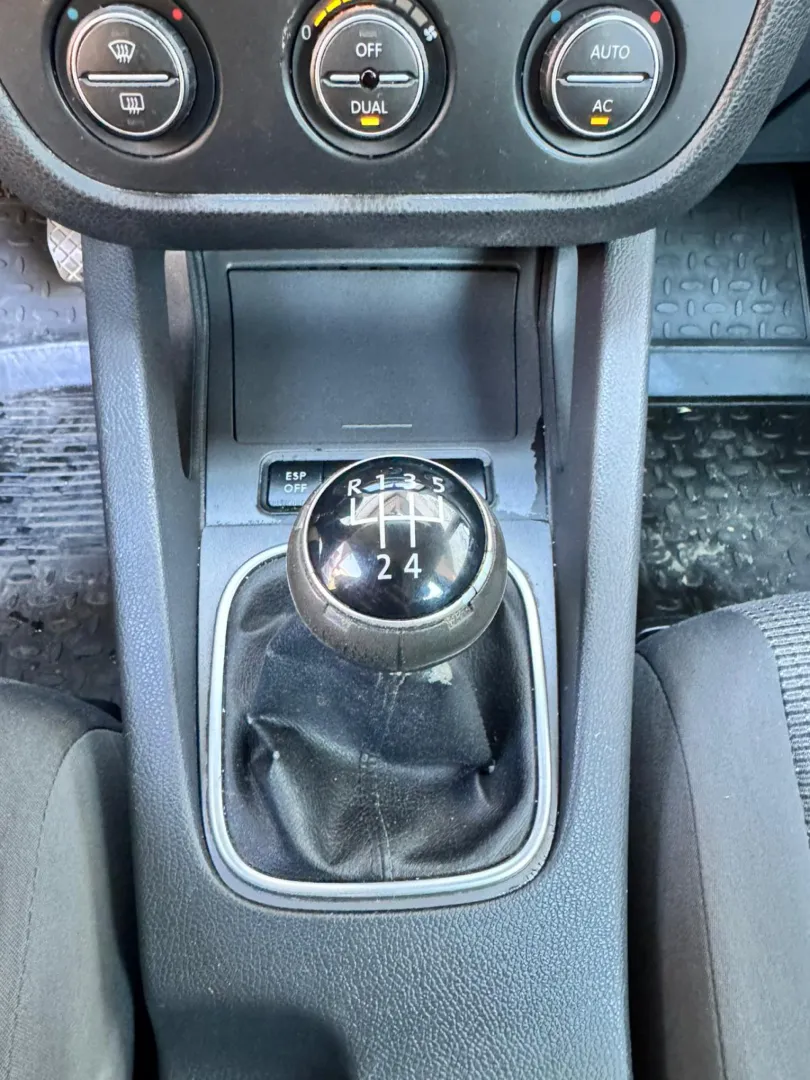 Cumpara/ Vinde online Volkswagen Golf 2008 SH, la cel mai bun pret pentru tine!