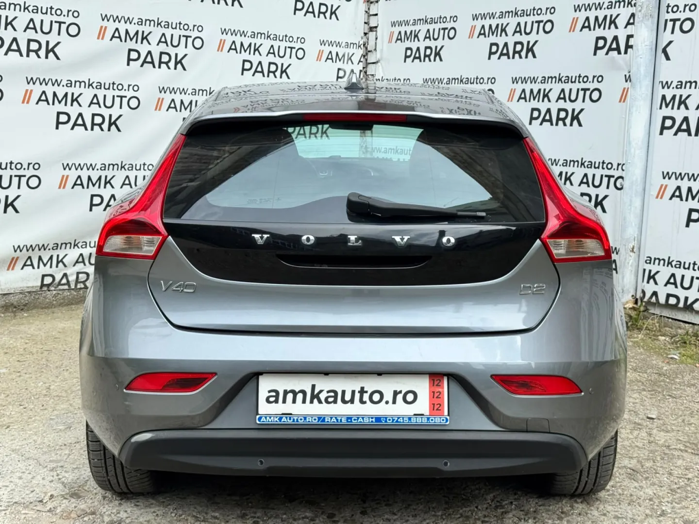 Cumpara/ Vinde online Volvo V40 2016 SH, la cel mai bun pret pentru tine!