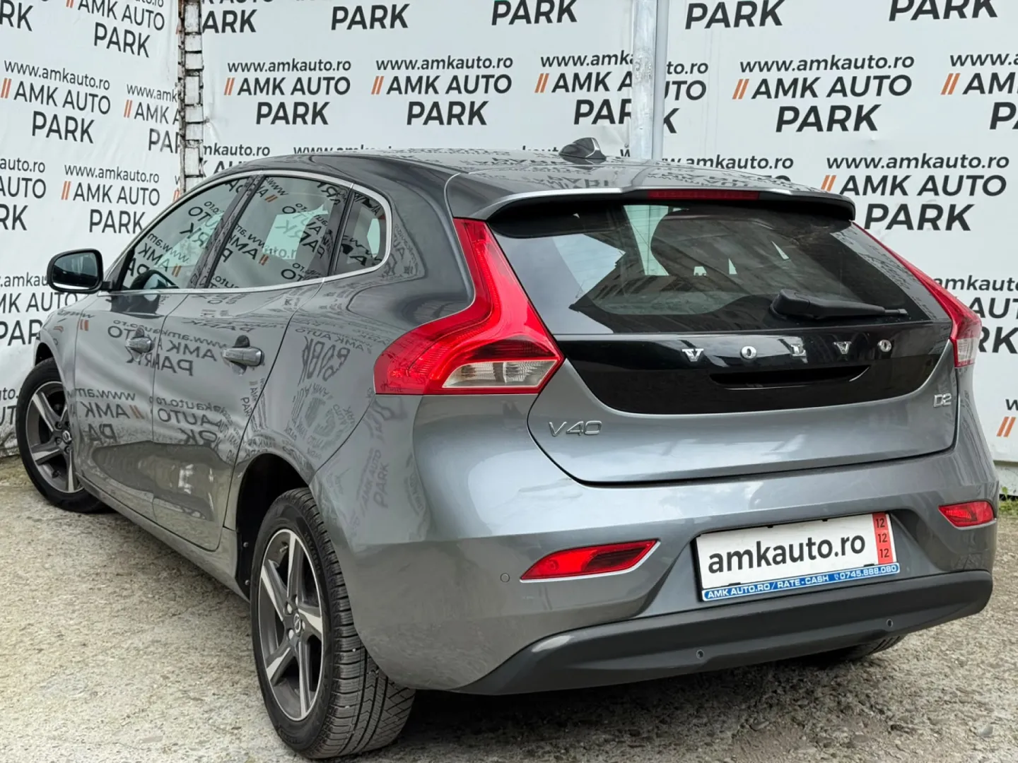 Cumpara/ Vinde online Volvo V40 2016 SH, la cel mai bun pret pentru tine!