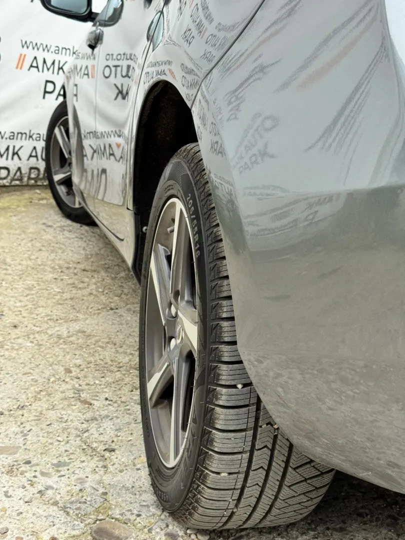 Cumpara/ Vinde online Volvo V40 2016 SH, la cel mai bun pret pentru tine!
