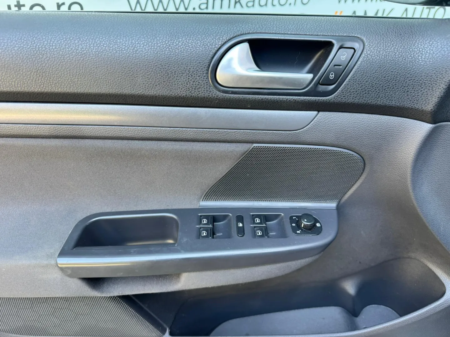 Cumpara/ Vinde online Volkswagen Golf 2008 SH, la cel mai bun pret pentru tine!