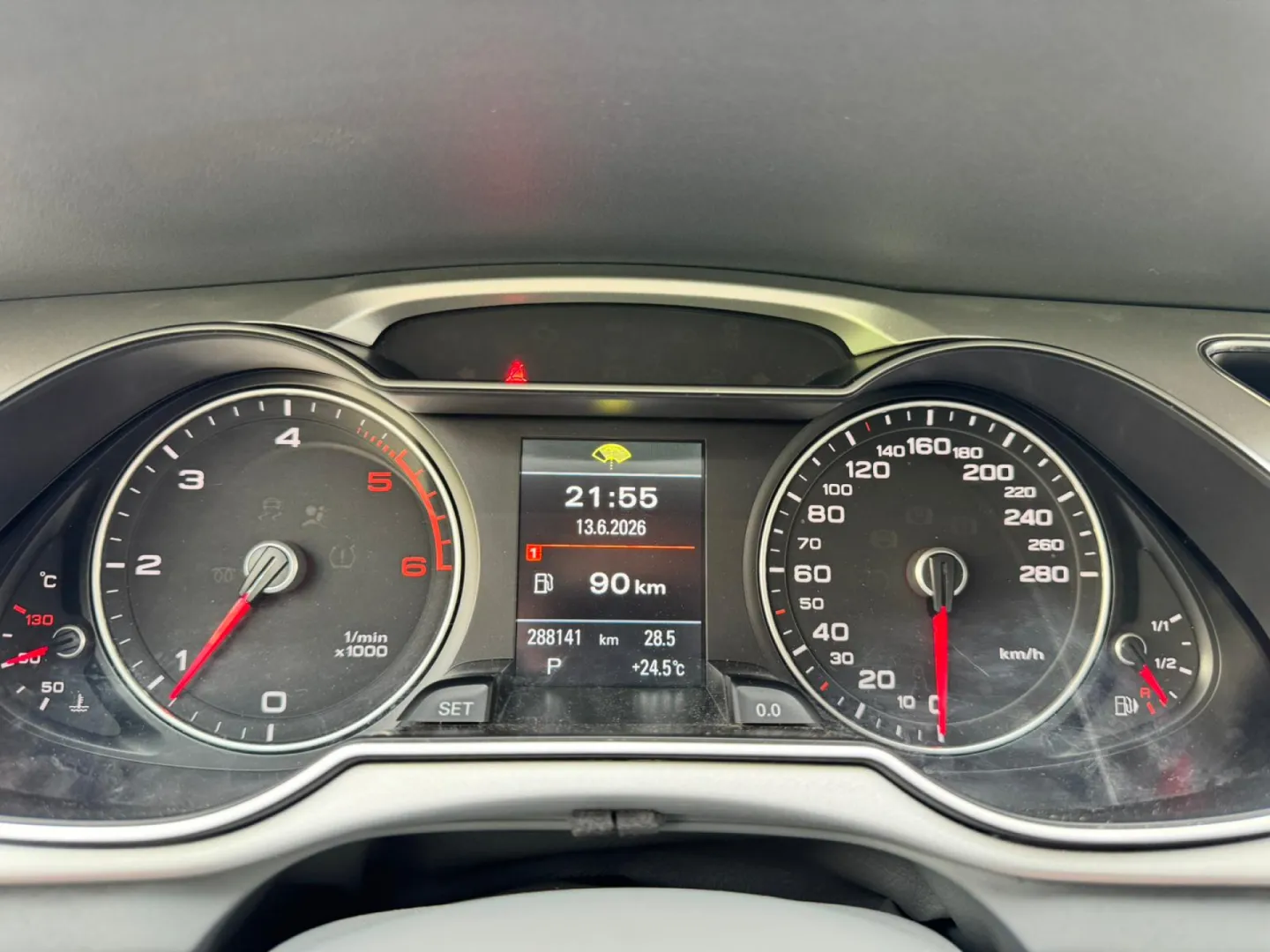 Cumpara/ Vinde online Audi A4 2015 SH, la cel mai bun pret pentru tine!