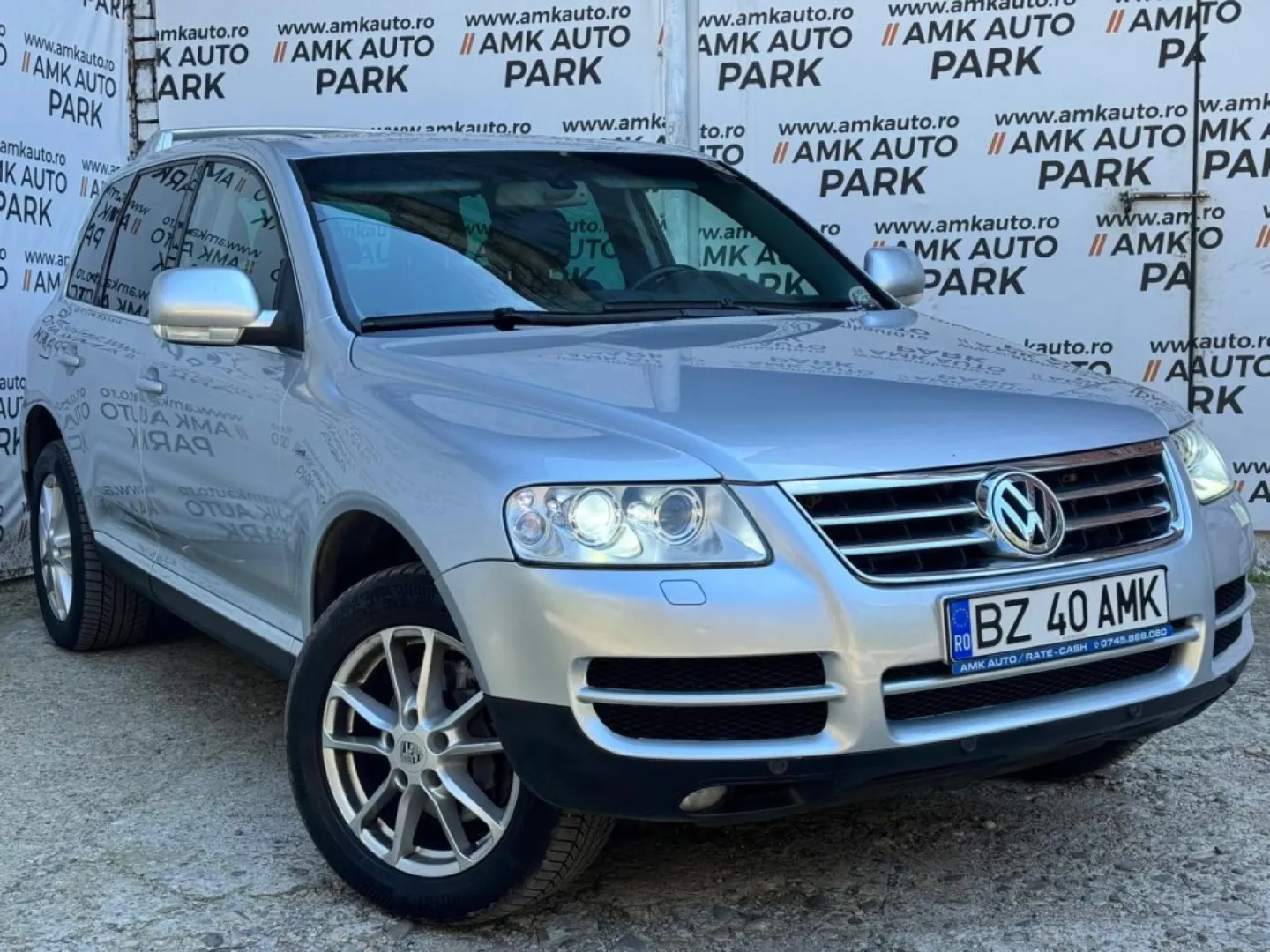 Cumpara/ Vinde online Volkswagen Touareg 2005 SH, la cel mai bun pret pentru tine!