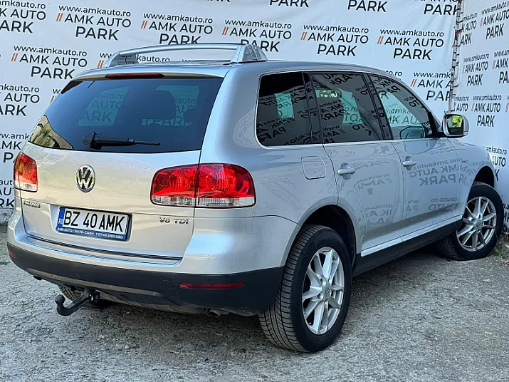 Cumpără / Vinde Volkswagen Touareg 2005 SH, la cel mai bun pret pentru tine!