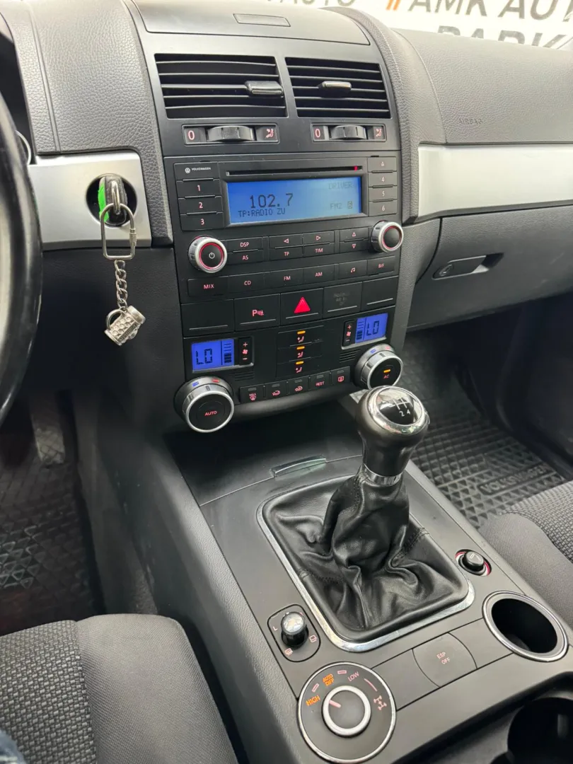 Cumpara/ Vinde online Volkswagen Touareg 2009 SH, la cel mai bun pret pentru tine!