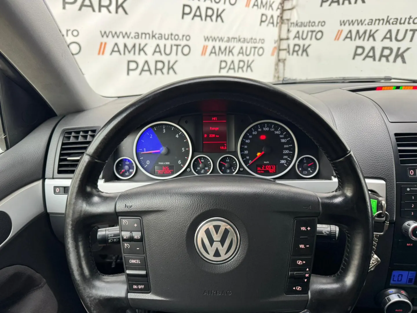 Cumpara/ Vinde online Volkswagen Touareg 2009 SH, la cel mai bun pret pentru tine!