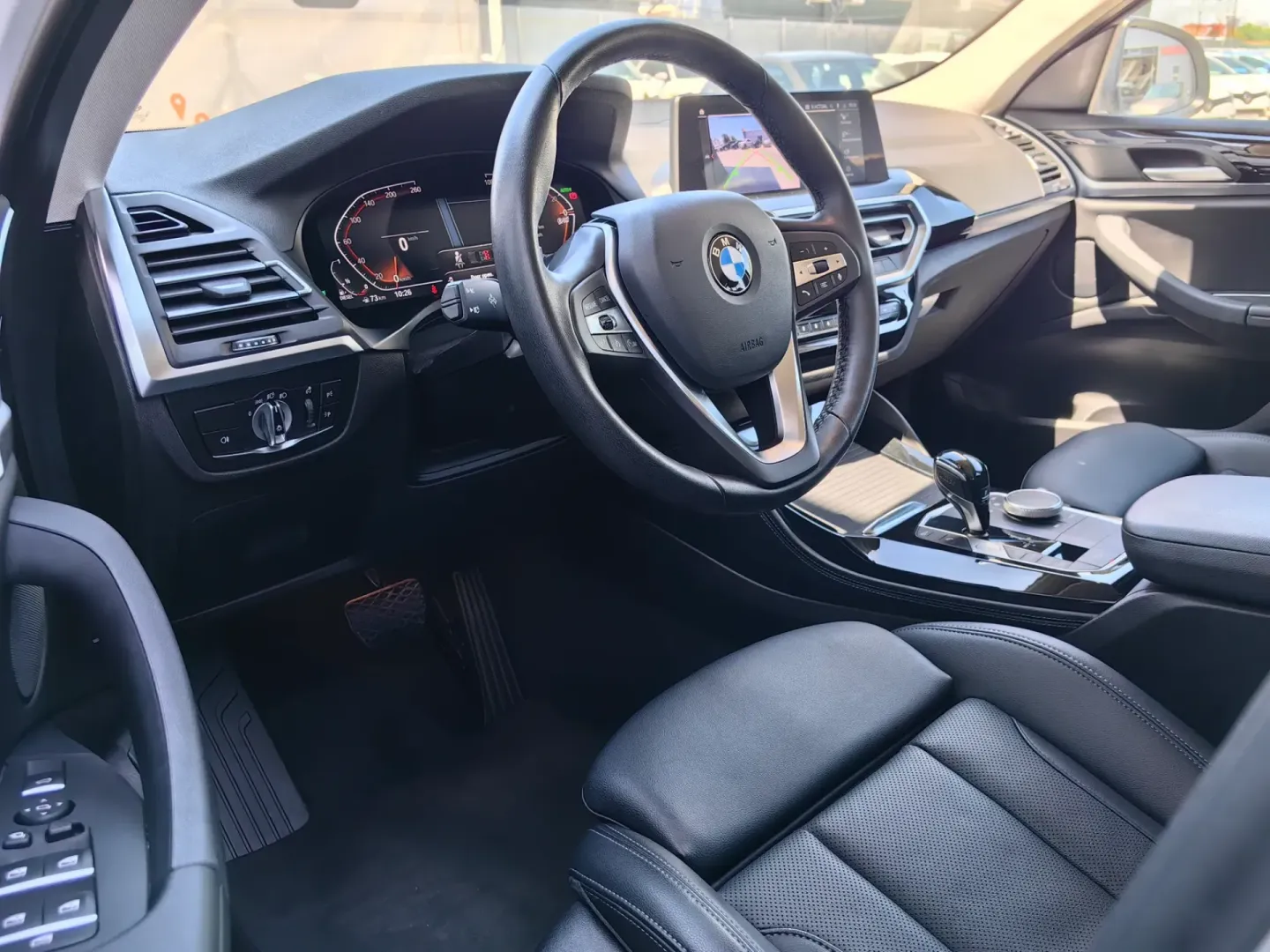 Cumpara/ Vinde online BMW X4 2022 SH, la cel mai bun pret pentru tine!