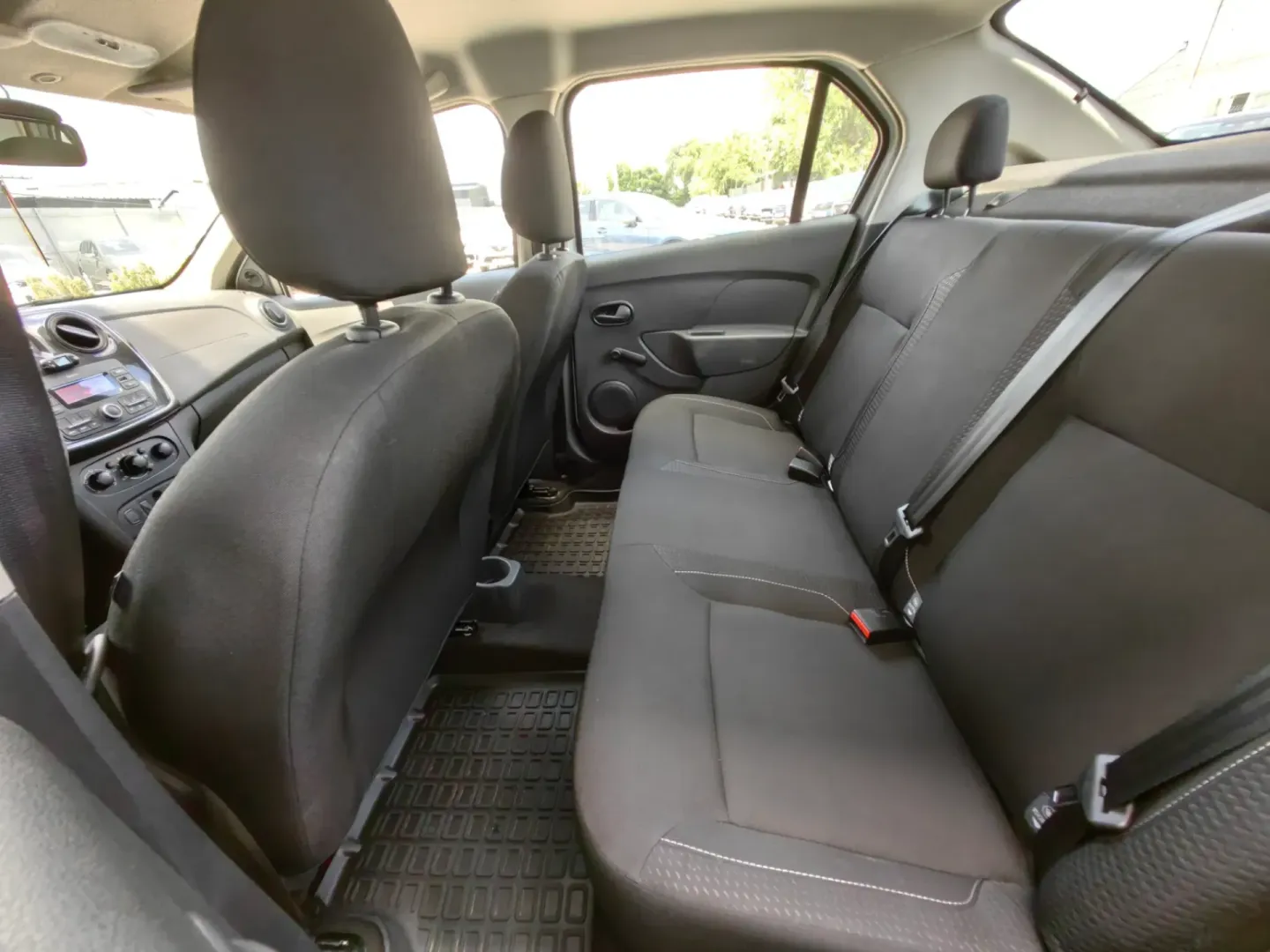 Cumpara/ Vinde online Dacia Logan 2020 SH, la cel mai bun pret pentru tine!