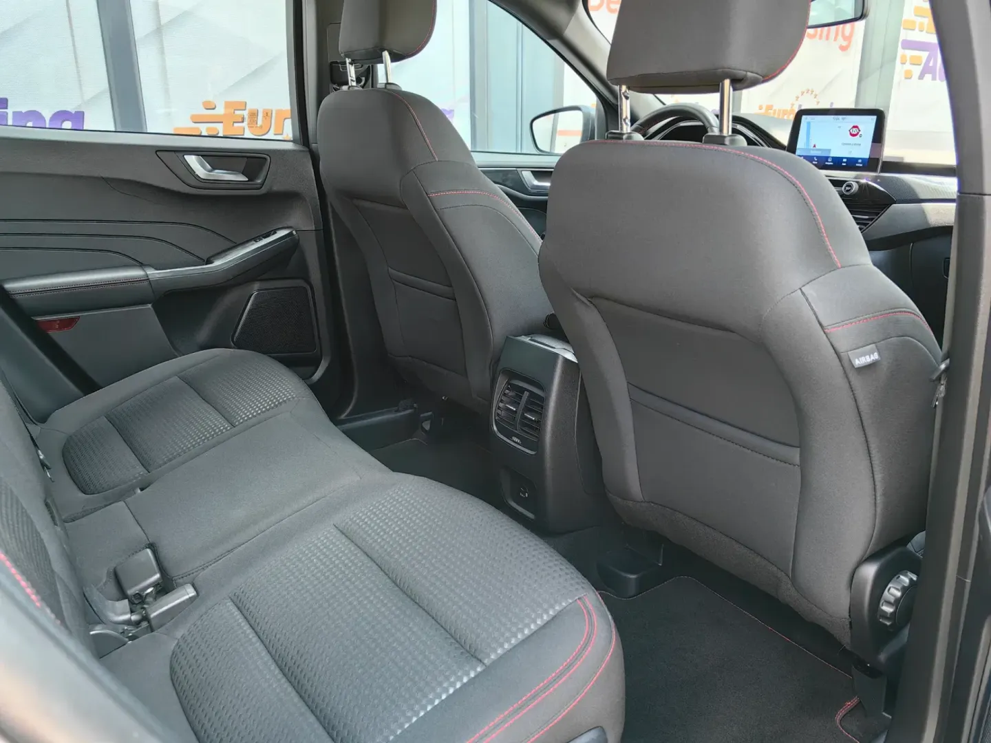 Cumpara/ Vinde online Ford Kuga 2022 SH, la cel mai bun pret pentru tine!