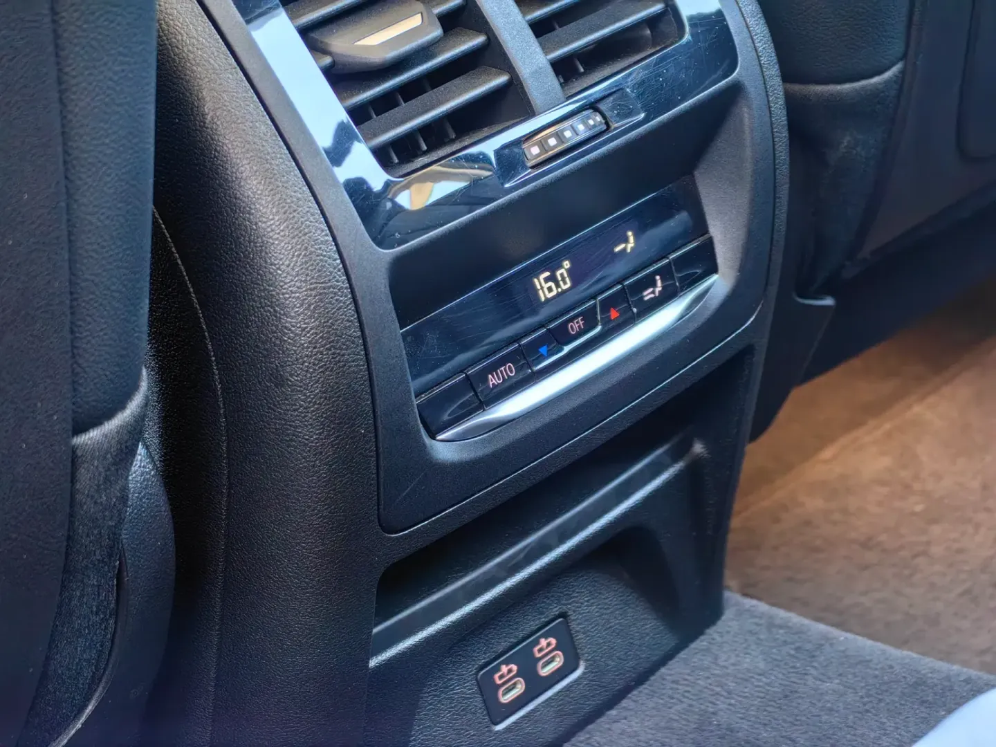 Cumpara/ Vinde online BMW X4 2022 SH, la cel mai bun pret pentru tine!