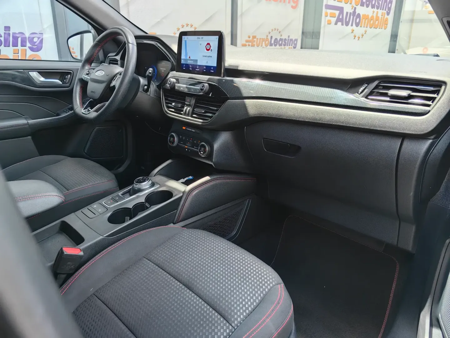 Cumpara/ Vinde online Ford Kuga 2022 SH, la cel mai bun pret pentru tine!