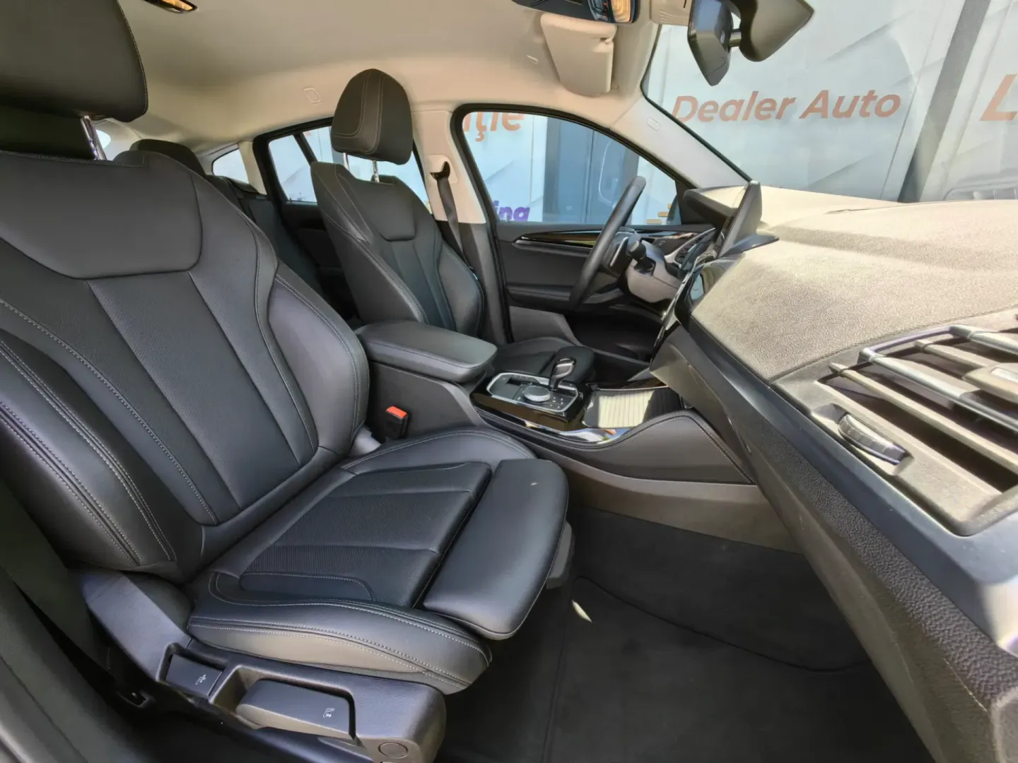 Cumpara/ Vinde online BMW X4 2022 SH, la cel mai bun pret pentru tine!