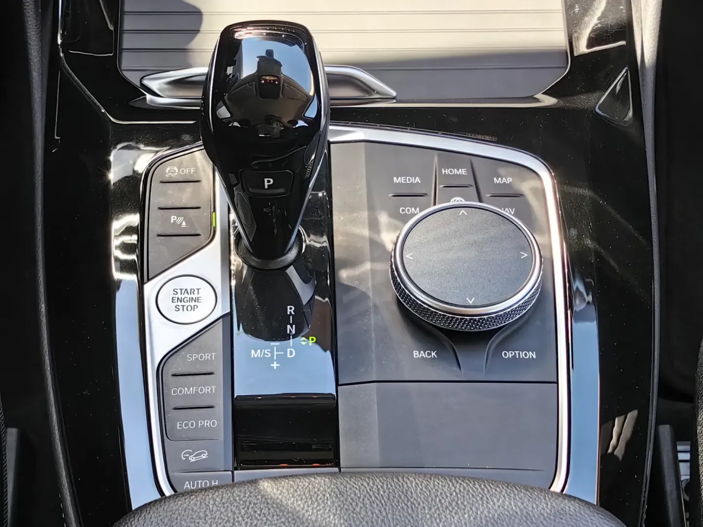 Cumpara/ Vinde online BMW X4 2022 SH, la cel mai bun pret pentru tine!