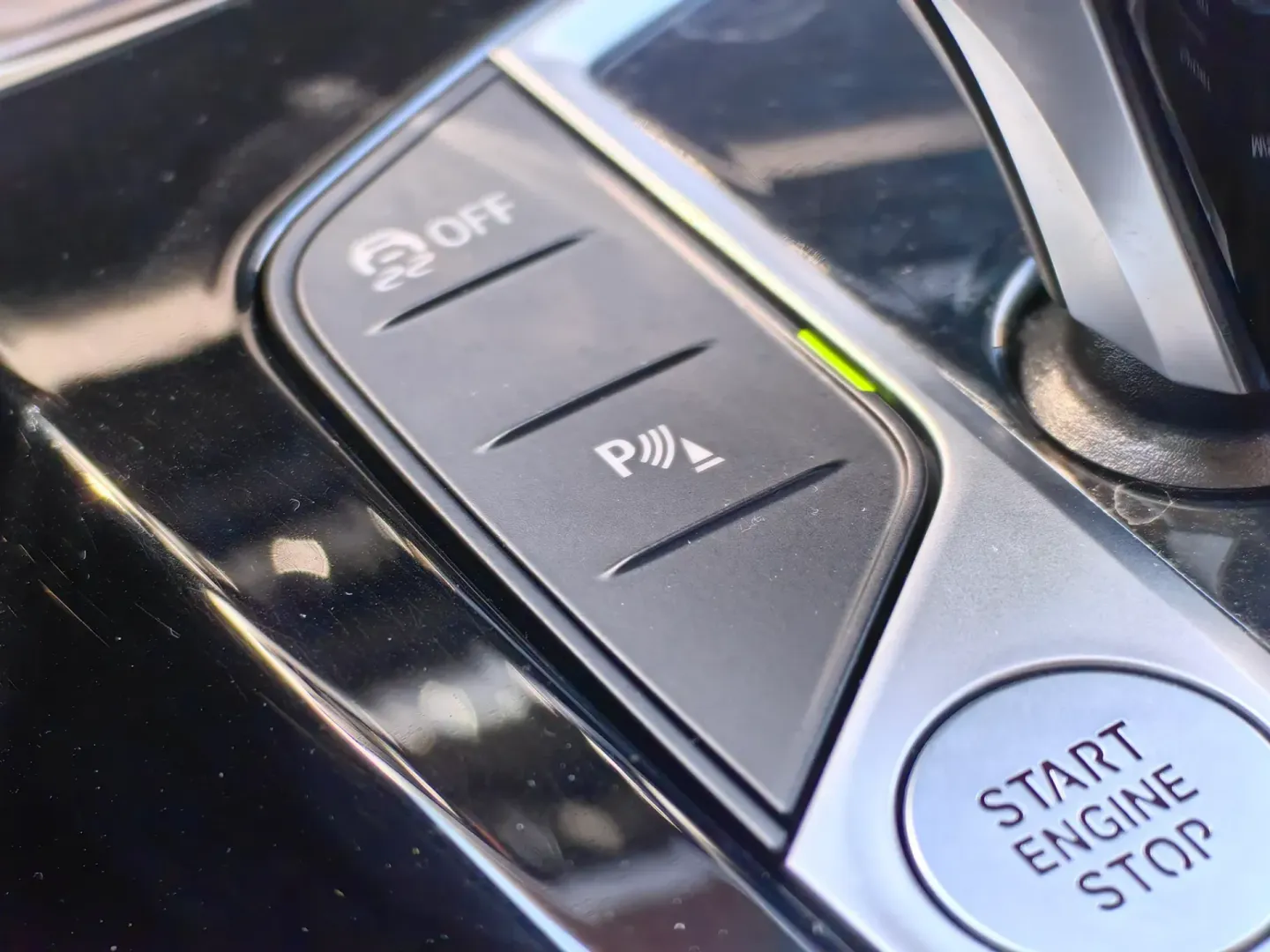 Cumpara/ Vinde online BMW X4 2022 SH, la cel mai bun pret pentru tine!