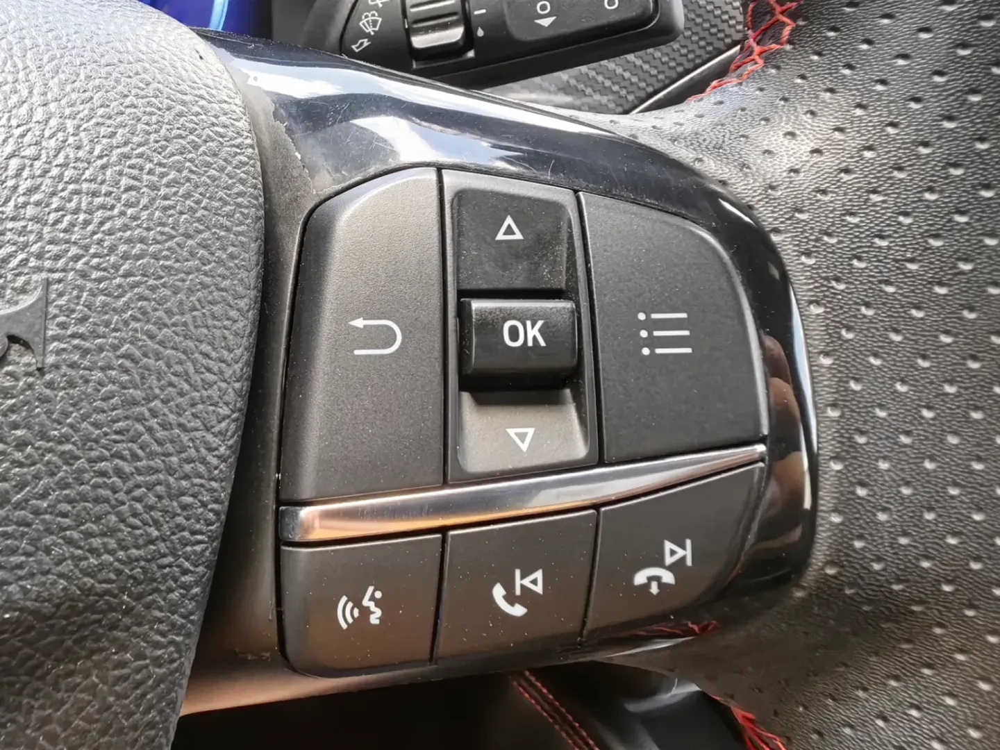 Cumpara/ Vinde online Ford Kuga 2022 SH, la cel mai bun pret pentru tine!