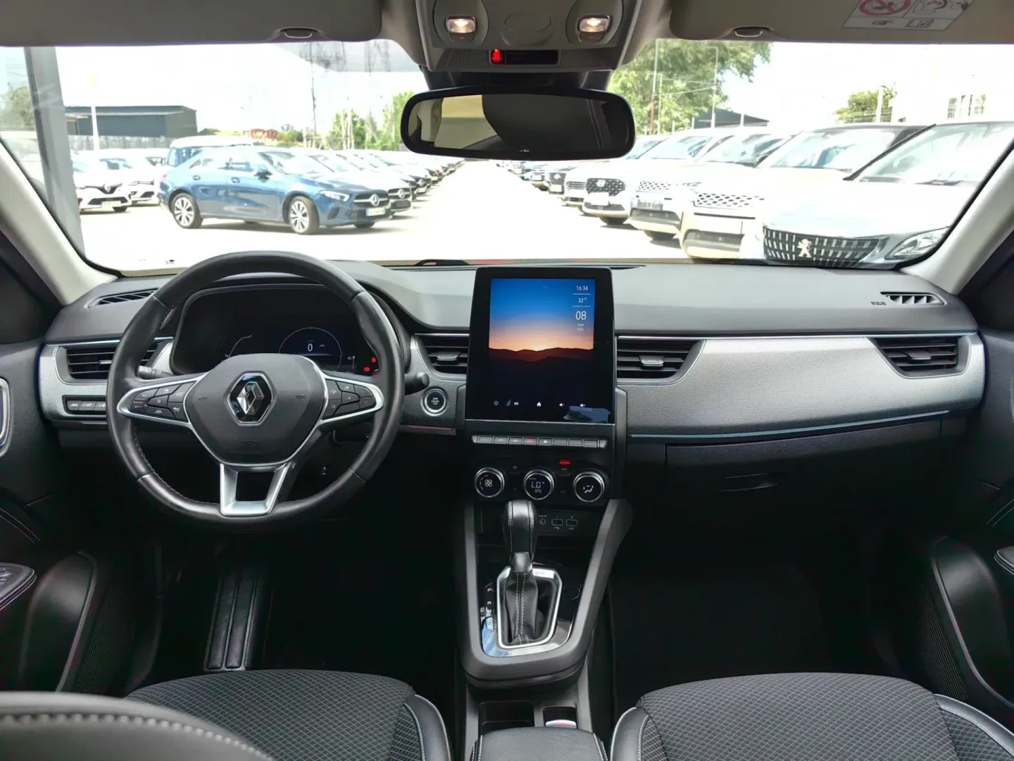 Cumpara/ Vinde online Renault  Arkana 2022 SH, la cel mai bun pret pentru tine!