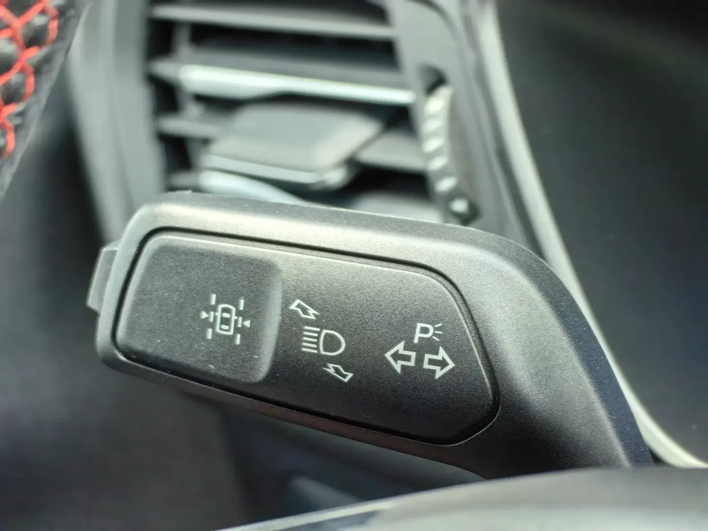 Cumpara/ Vinde online Ford Kuga 2022 SH, la cel mai bun pret pentru tine!