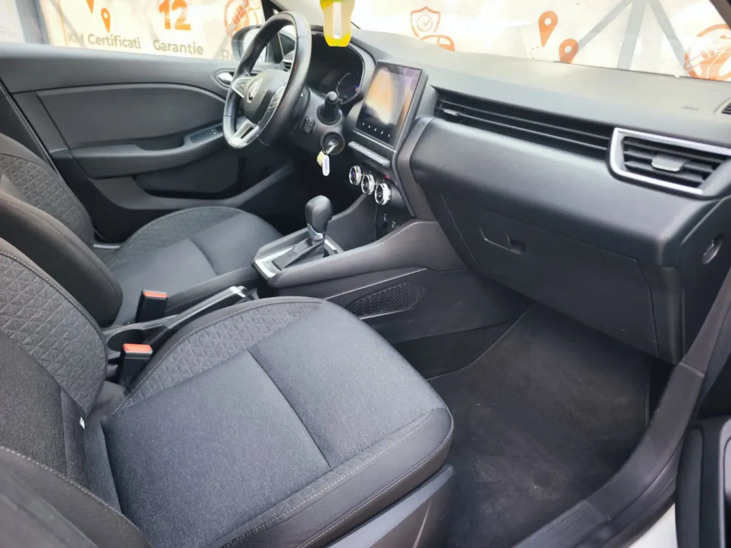 Cumpara/ Vinde online Renault  Clio 2022 SH, la cel mai bun pret pentru tine!