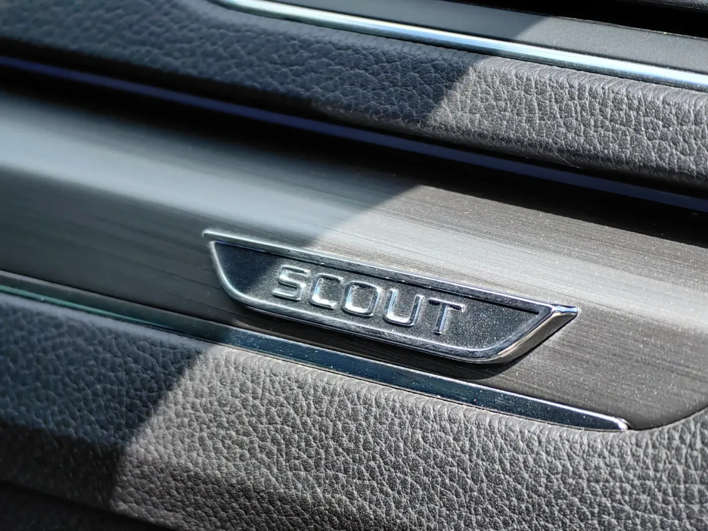 Cumpara/ Vinde online Skoda Superb 2021 SH, la cel mai bun pret pentru tine!