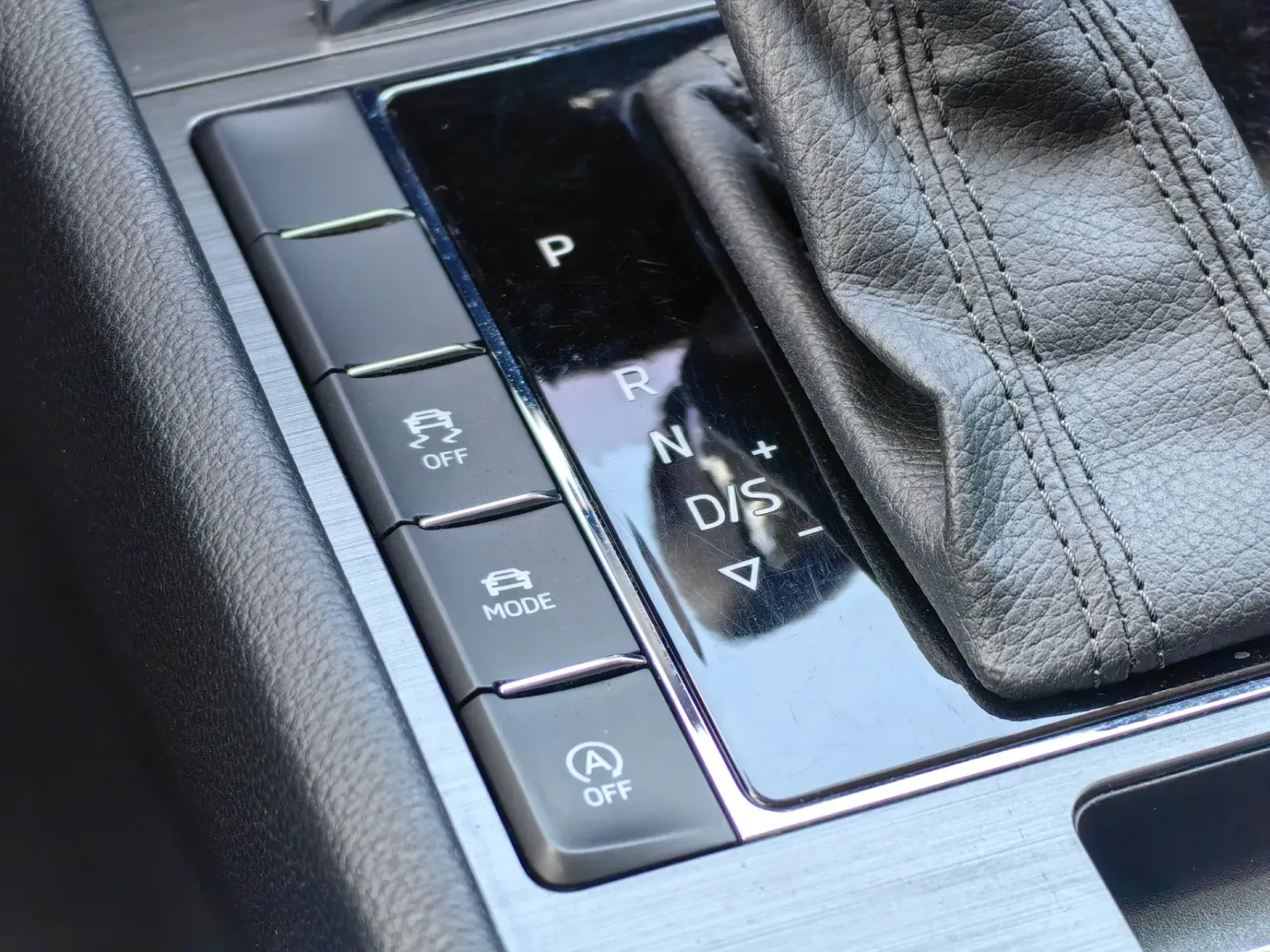 Cumpara/ Vinde online Skoda Superb 2021 SH, la cel mai bun pret pentru tine!