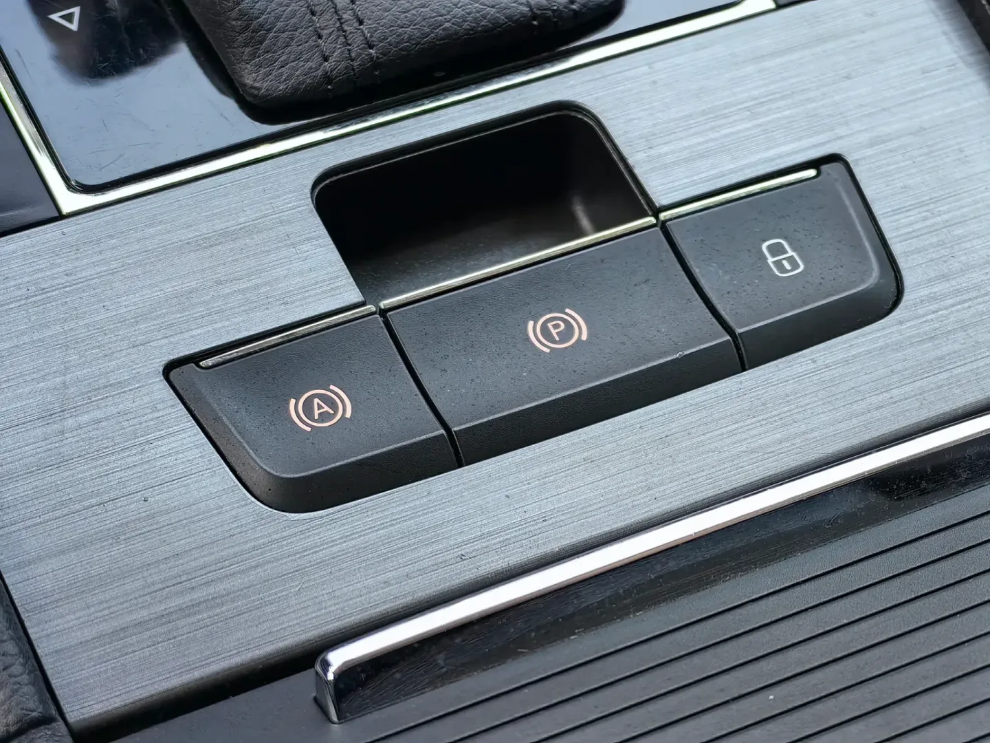 Cumpara/ Vinde online Skoda Superb 2021 SH, la cel mai bun pret pentru tine!