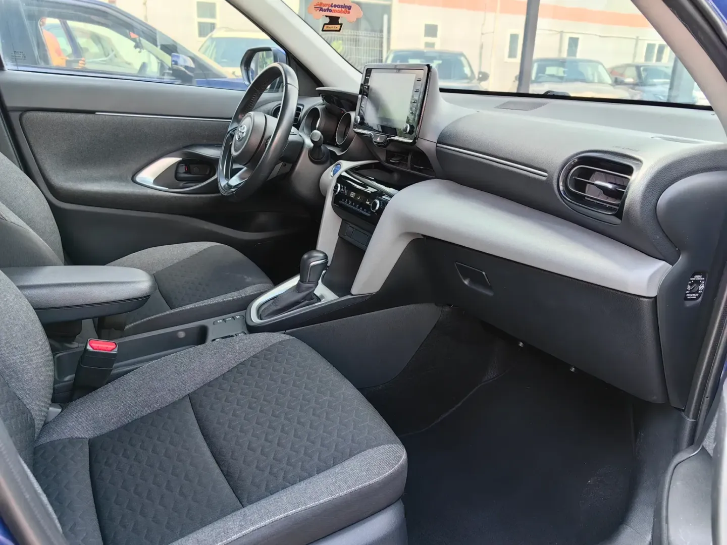 Cumpara/ Vinde online Toyota Yaris 2022 SH, la cel mai bun pret pentru tine!