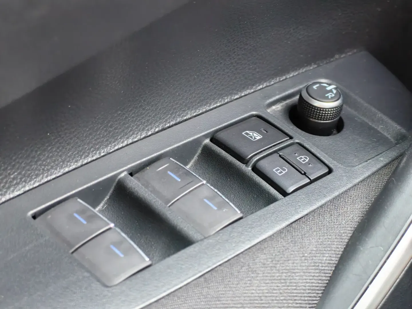 Cumpara/ Vinde online Toyota Corolla 2022 SH, la cel mai bun pret pentru tine!