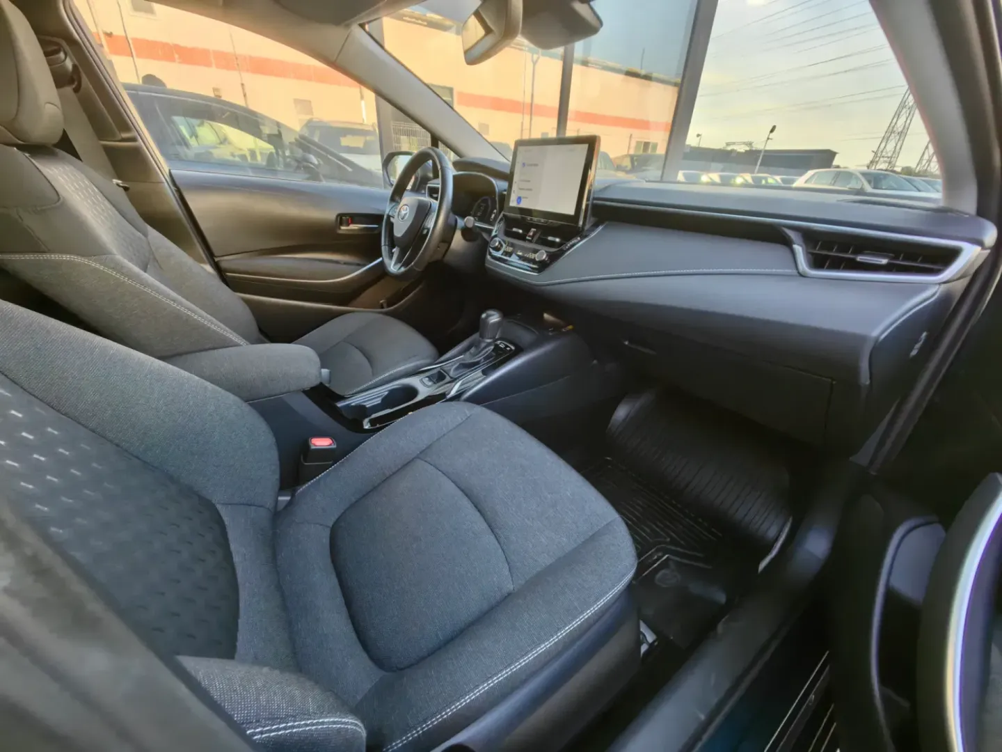 Cumpara/ Vinde online Toyota Corolla 2023 SH, la cel mai bun pret pentru tine!