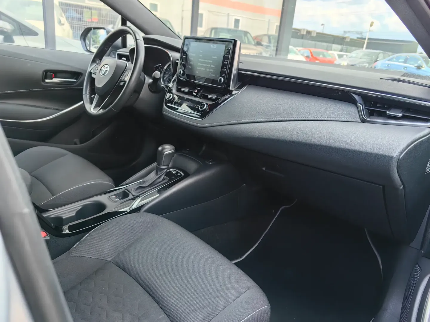 Cumpara/ Vinde online Toyota Corolla 2021 SH, la cel mai bun pret pentru tine!